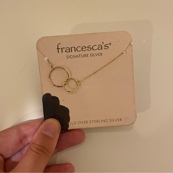 Interlocking Circle Necklace in Gold - Picture 2 of 3